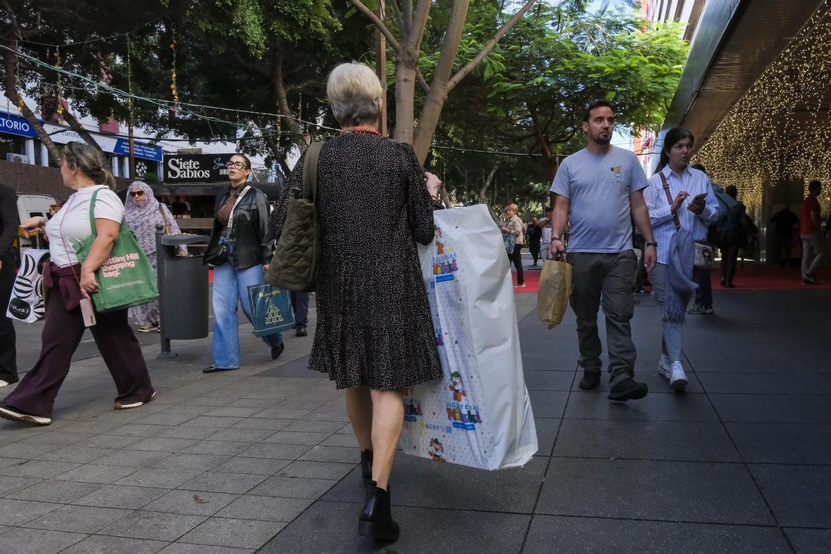 Últimas compras antes de Reyes en Mesa y López
