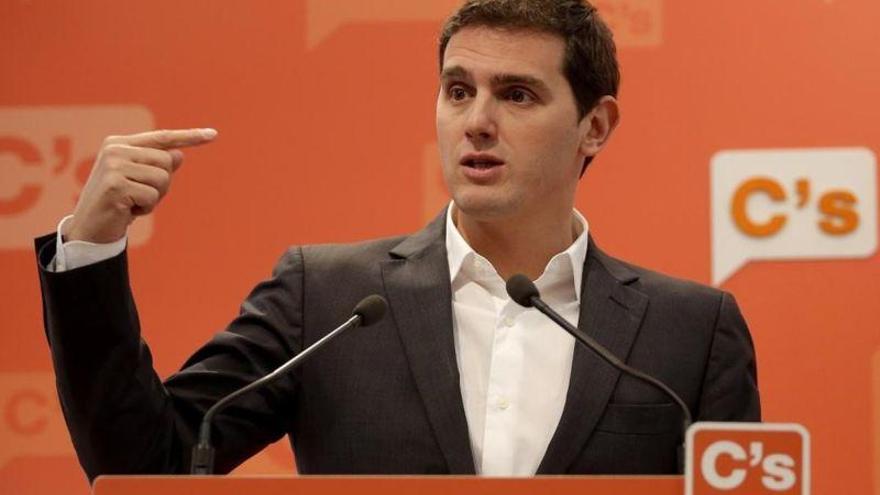 Rivera reelegido por tercera vez presidente de Ciudadanos