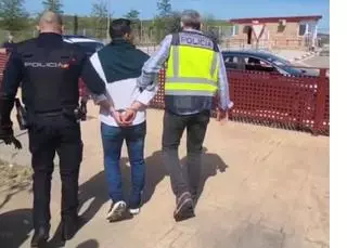 Detenido por hacerse pasar por técnico de la luz para robar joyas y dinero a mujeres mayores en Zaragoza