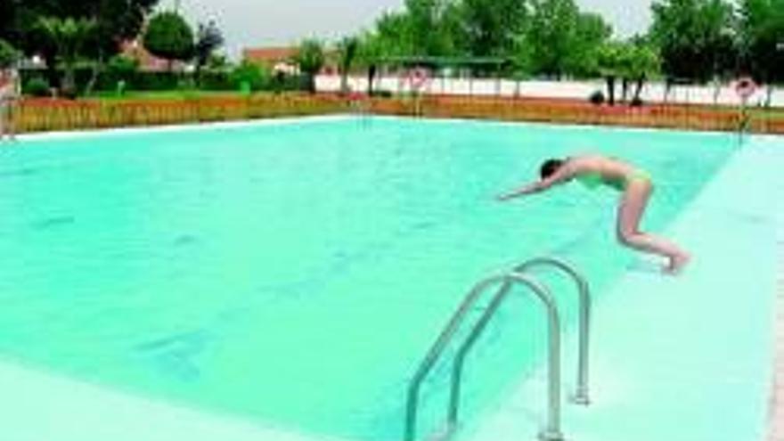 Las piscinas de Trujillo aún no están adaptadas a la normativa