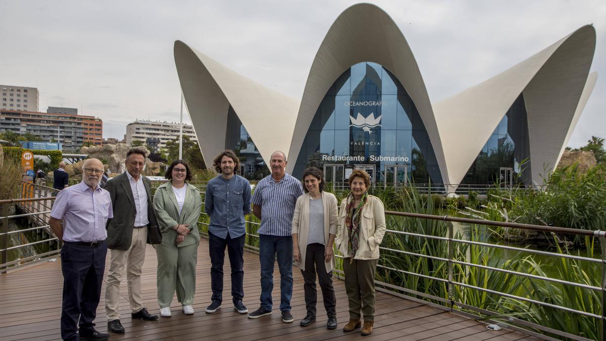 Manuel Toharia, Francisco Beltrán, María Maceiras, José Luis Crespo, Amadeu Ros, Eve Galimany y Carmen Rodríguez.