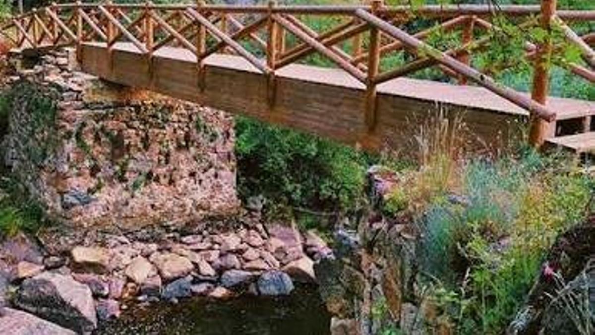 El pequeño desfiladero de Castilla y León que sorprende entre roca, agua y tranquilidad