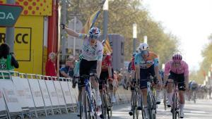 Godon se llevó la etapa tres con final en Vila-seca