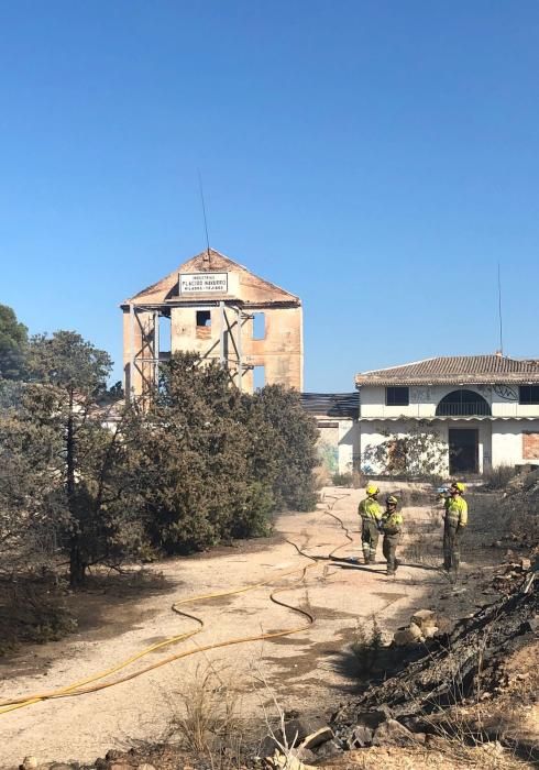 Incendio en un almacén de balas de cartón de Silla