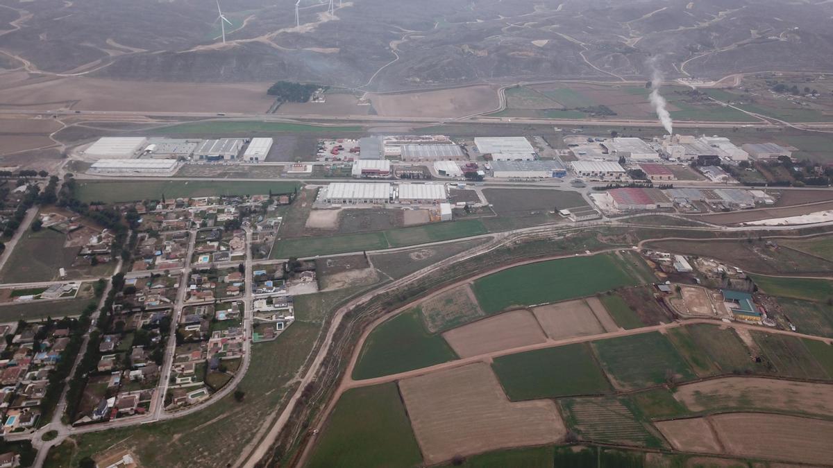 Polígono industrial La Noria. El Burgo de Ebro comenzó su desarrollo industrial en los años 80 aprovechando la proximidad de Zaragoza.