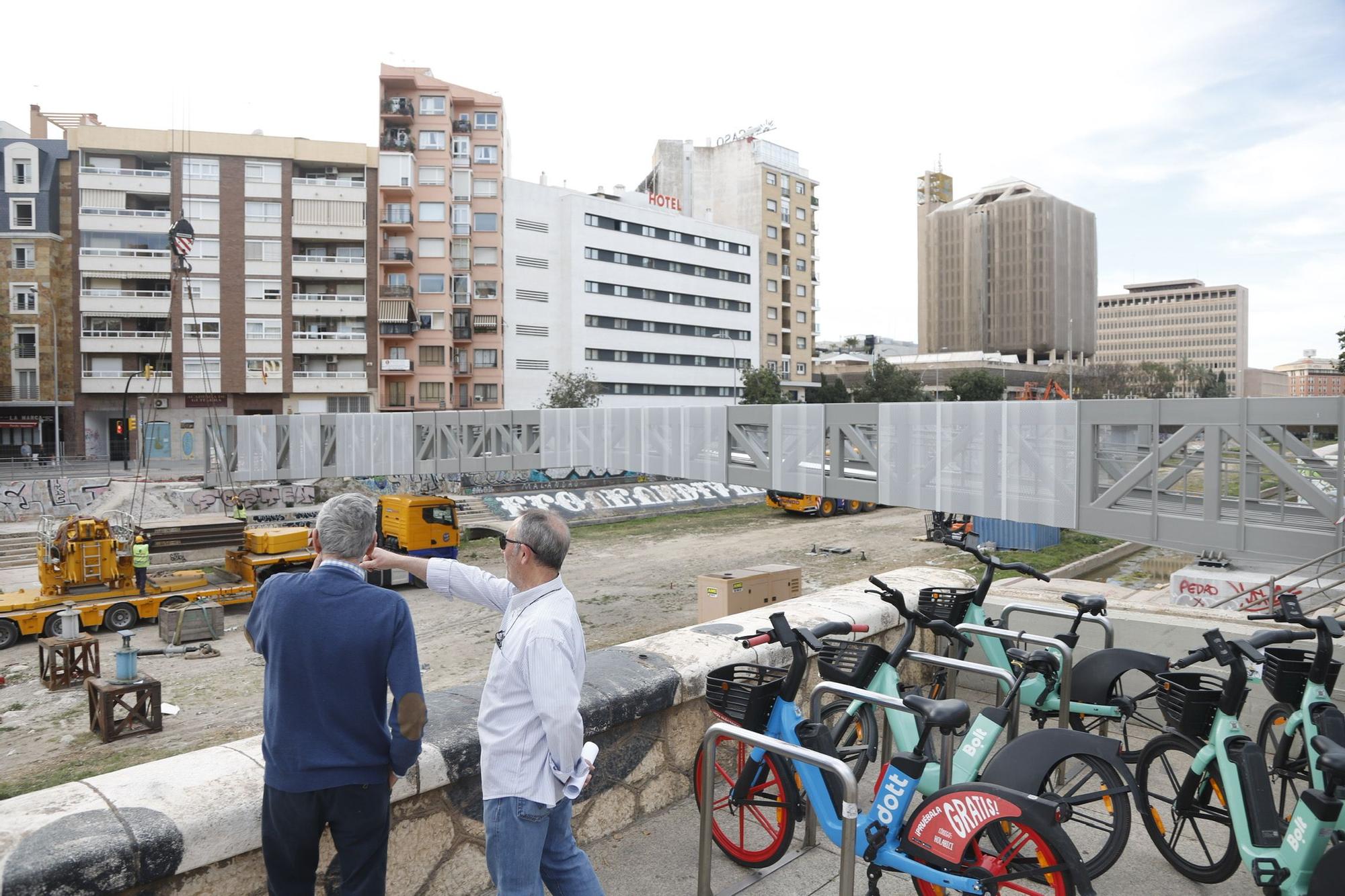 Continúa el montaje del nuevo puente del CAC