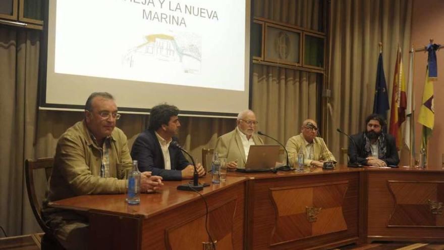 De izquierda a derecha, Ignacio Ferreiro, Martín Fernández, Andrés Precedo, Luis Collarte y Óscar Valcuende.