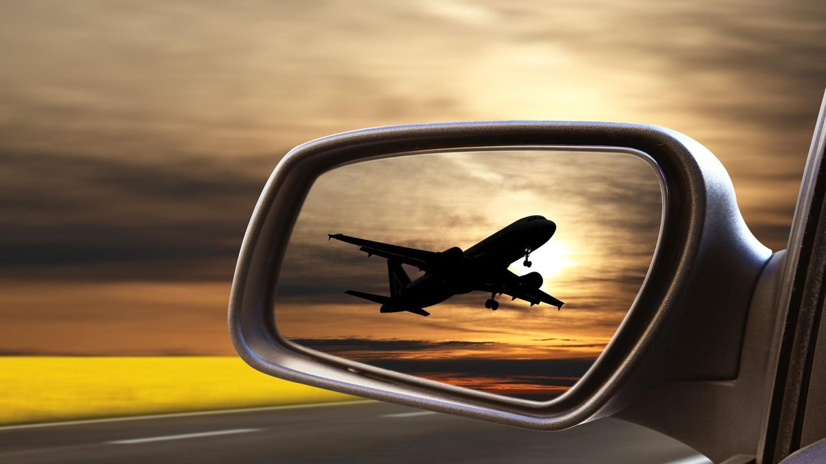 Entra en www.aparkatealicante.com y aparca junto al aeropuerto al mejor precio