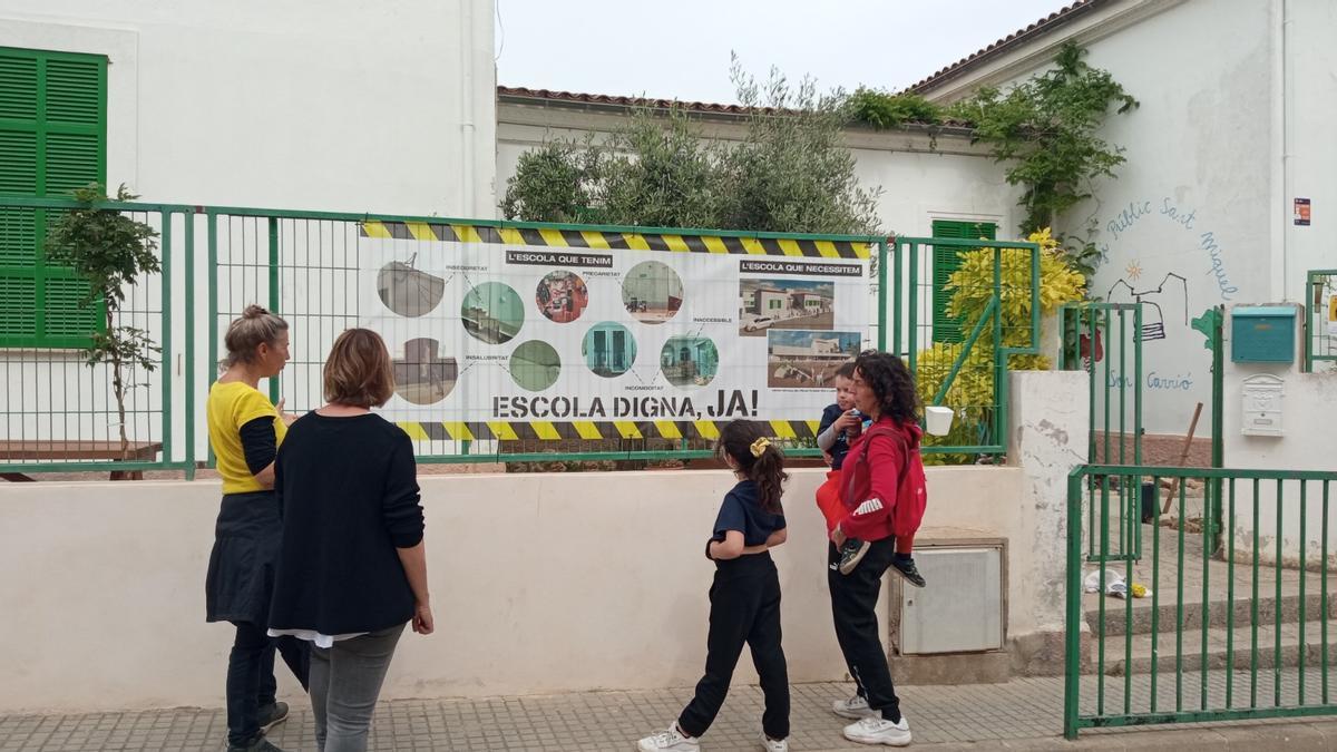 Una imagen del colegio de Son Carrió, cuya reforma ya dispone de presupuesto.
