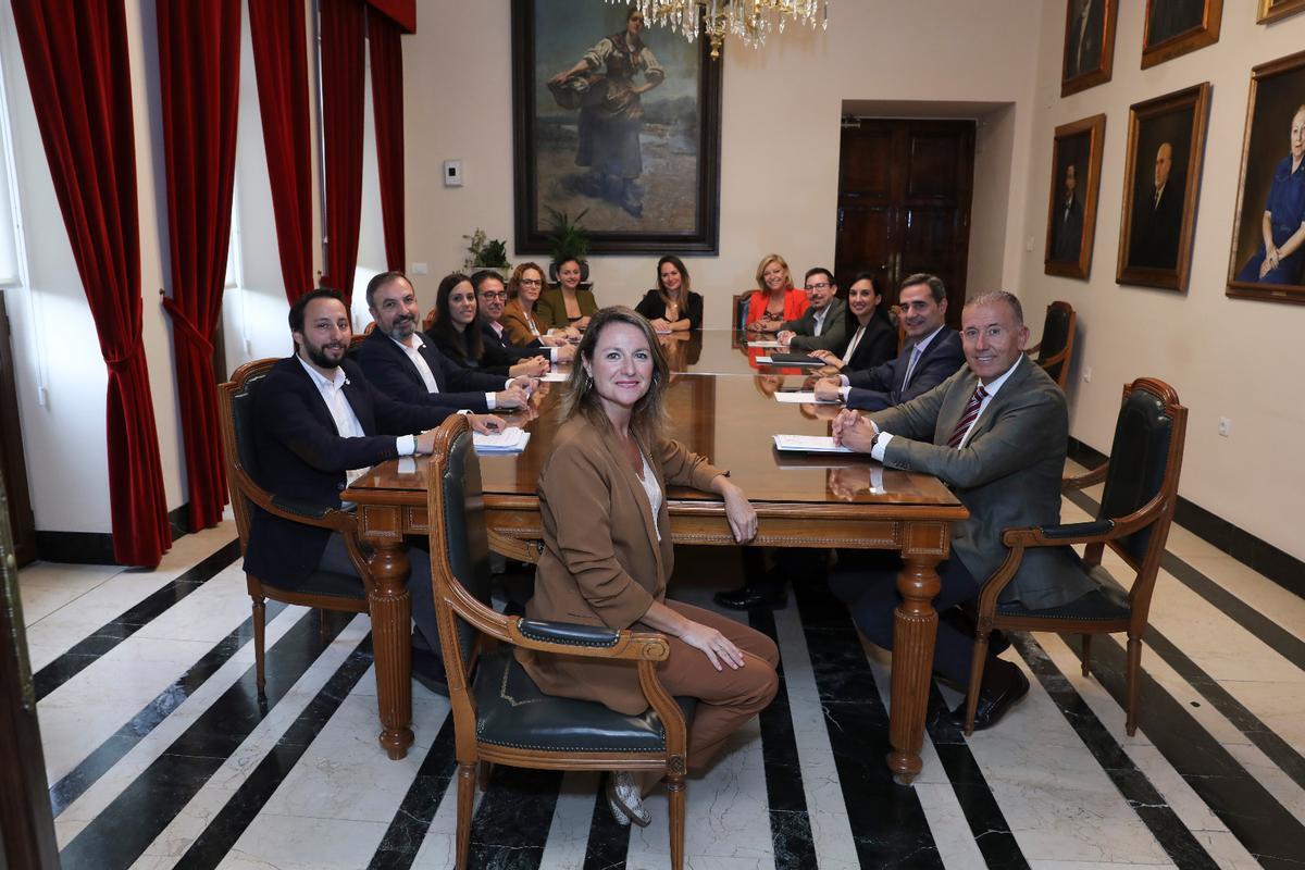 Miembros de la junta de gobierno local de Castelló.