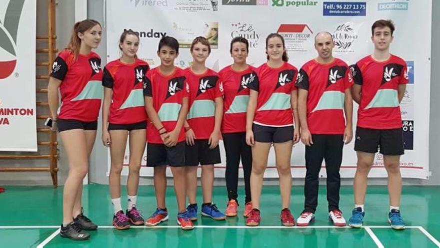 El Bádminton Xàtiva abre la Autonómica de Clubes con dos victorias y una derrota