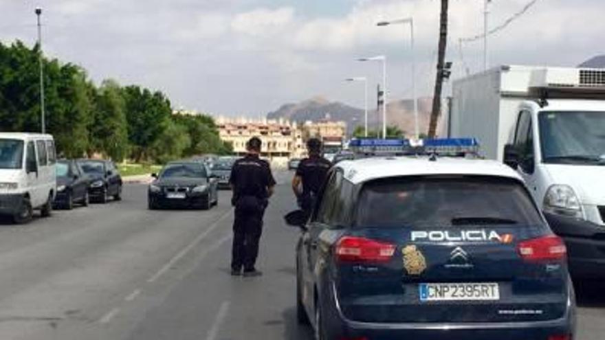 El cuerpo Nacional de Policía, que detuvo al ladrón.