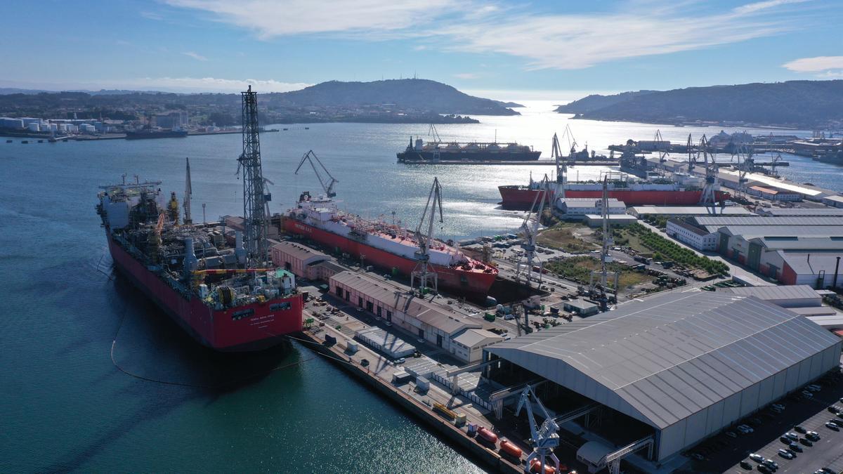 Sánchez anuncia la incorporación de 1.500 trabajadores para los tres centros de Navantia, entre ellos el de Ferrol.