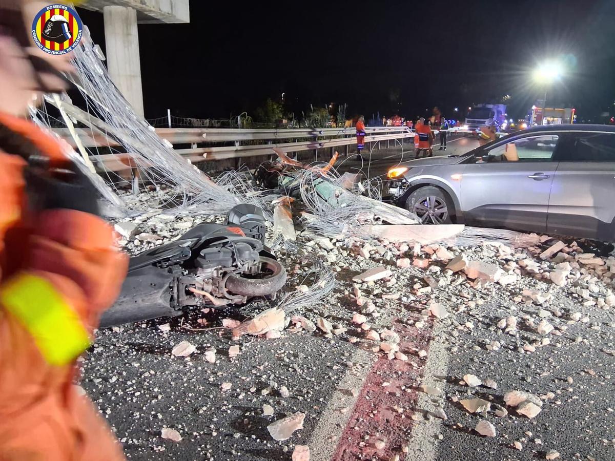 El accidente ocurrido en el 'scalextric' de Gandia, con uno de los vehículos implicados.