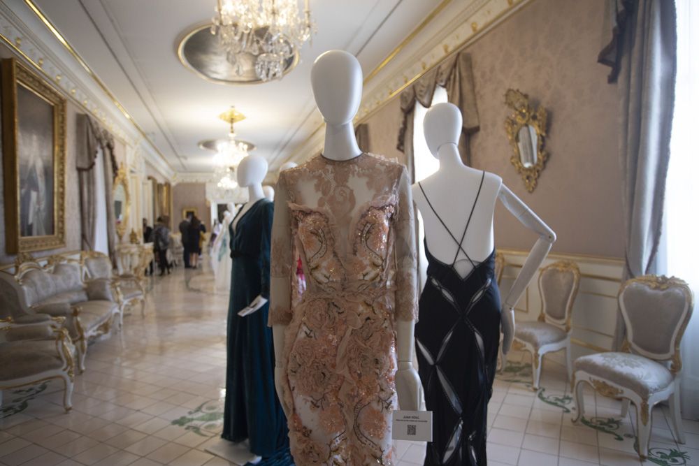 Inauguración de la exposición "La moda y su significado", en el Palacio del Cervelló.