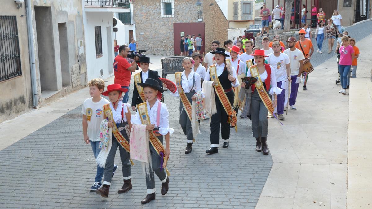 Las festeras y festeros no faltan a cada uno de los eventos que se celebran.