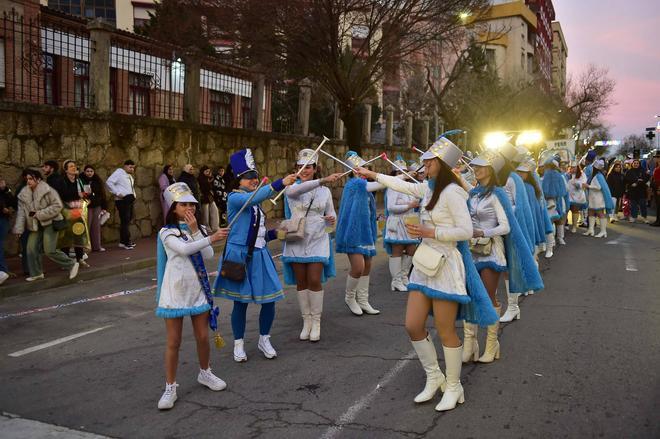 Fotogalería | El Carnaval de Navalmoral de la Mata exhibe su mejor cara cargada de innovación, alegría y creatividad