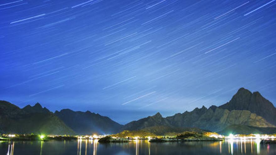 Llega la lluvia de estrellas del cometa Halley