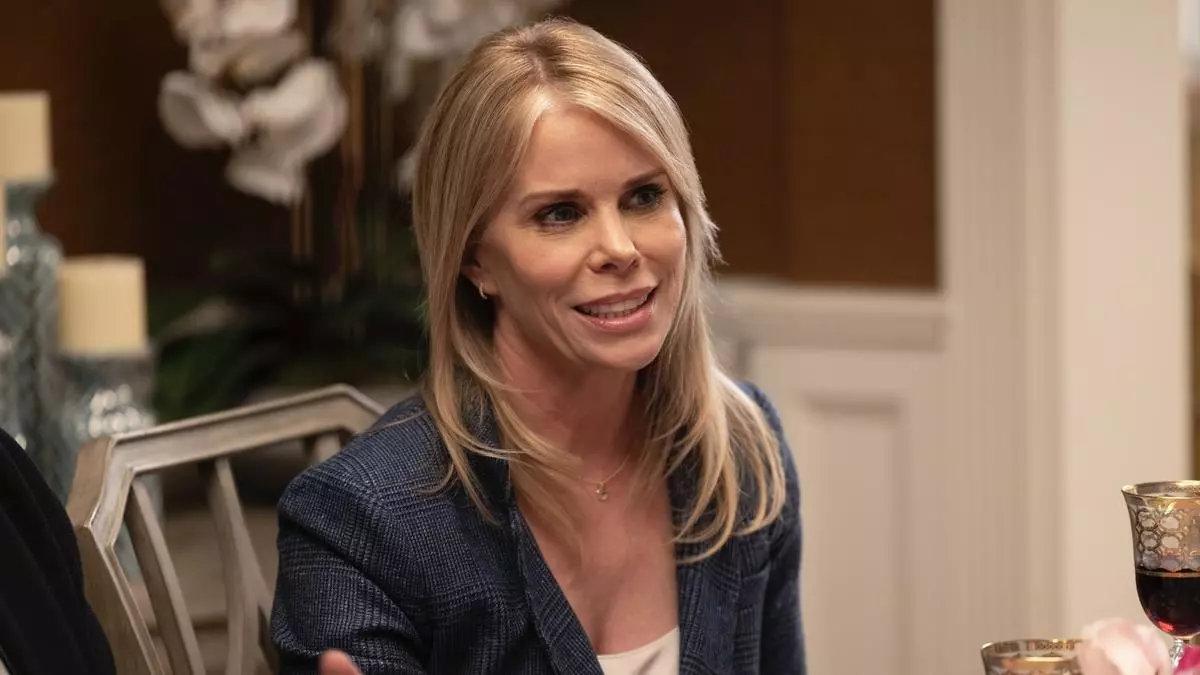 Cheryl Hines en una imagen de la temporada 12 de 'Larry David'.