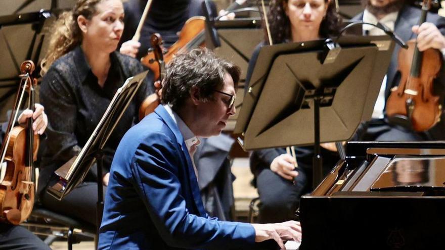 Lucas Debargue, ayer, durante su actuación. | IRMA COLLÍN