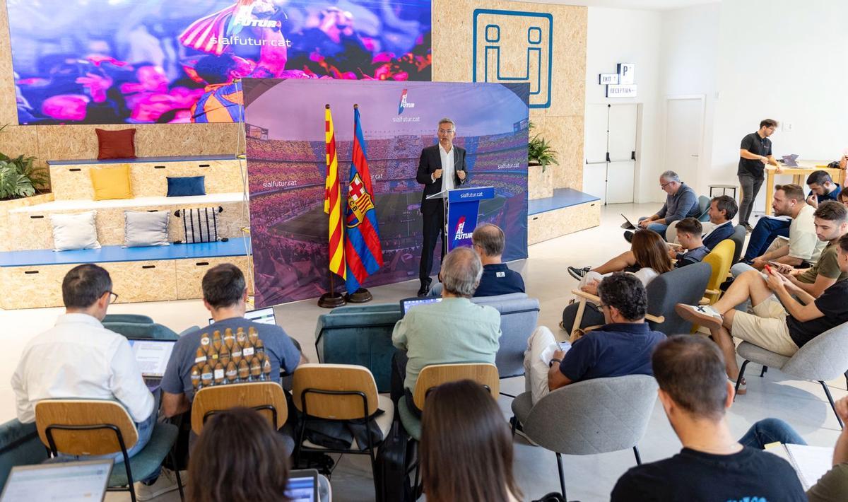 Victor Font, en su comparecencia ante la prensa en Barcelona.