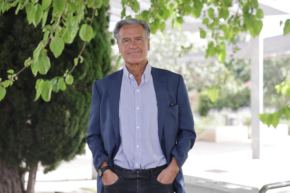 El eurodiputado López Aguilar posa para esta entrevista, momentos antes de la conferencia que dio el viernes en el Espai Quetglas de Palma.