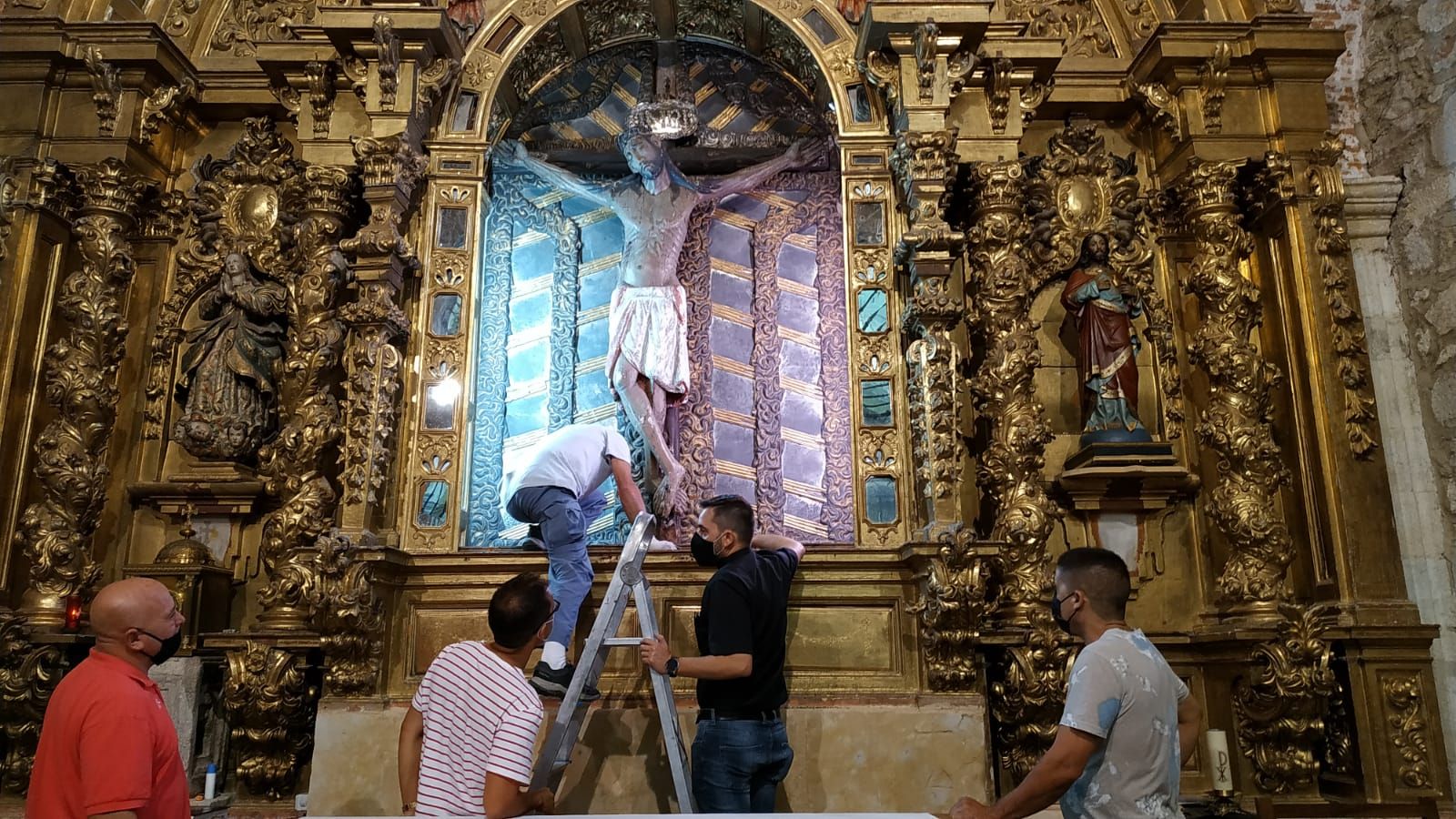 El Cristo de Morales sale de su ermita por el COVID-19