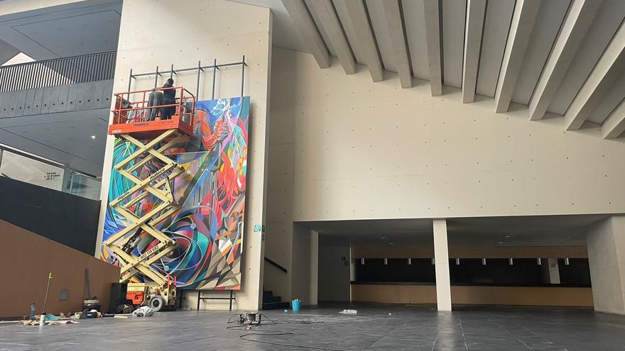 El mural recuperado de Renau ya luce en Castelló