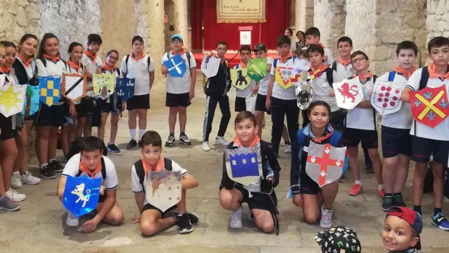 ¡La toma del castillo por el alumnado del colegio diocesano Ntra. Sra. de los Ángeles!