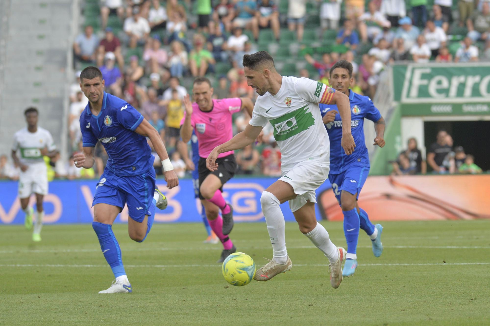 Fiesta total en el Martínez Valero Elche3 Getafe 1