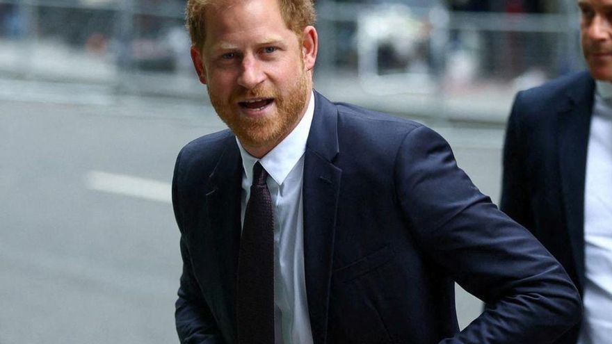 Esto es lo que se sabe sobre el estado de salud del príncipe Harry y su crisis nerviosa total