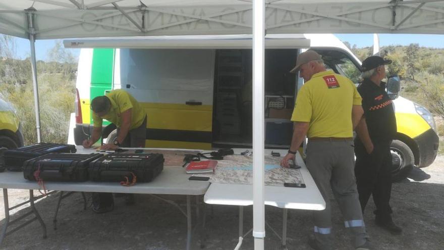 Efectivos de la búsqueda activada en La Viñuela