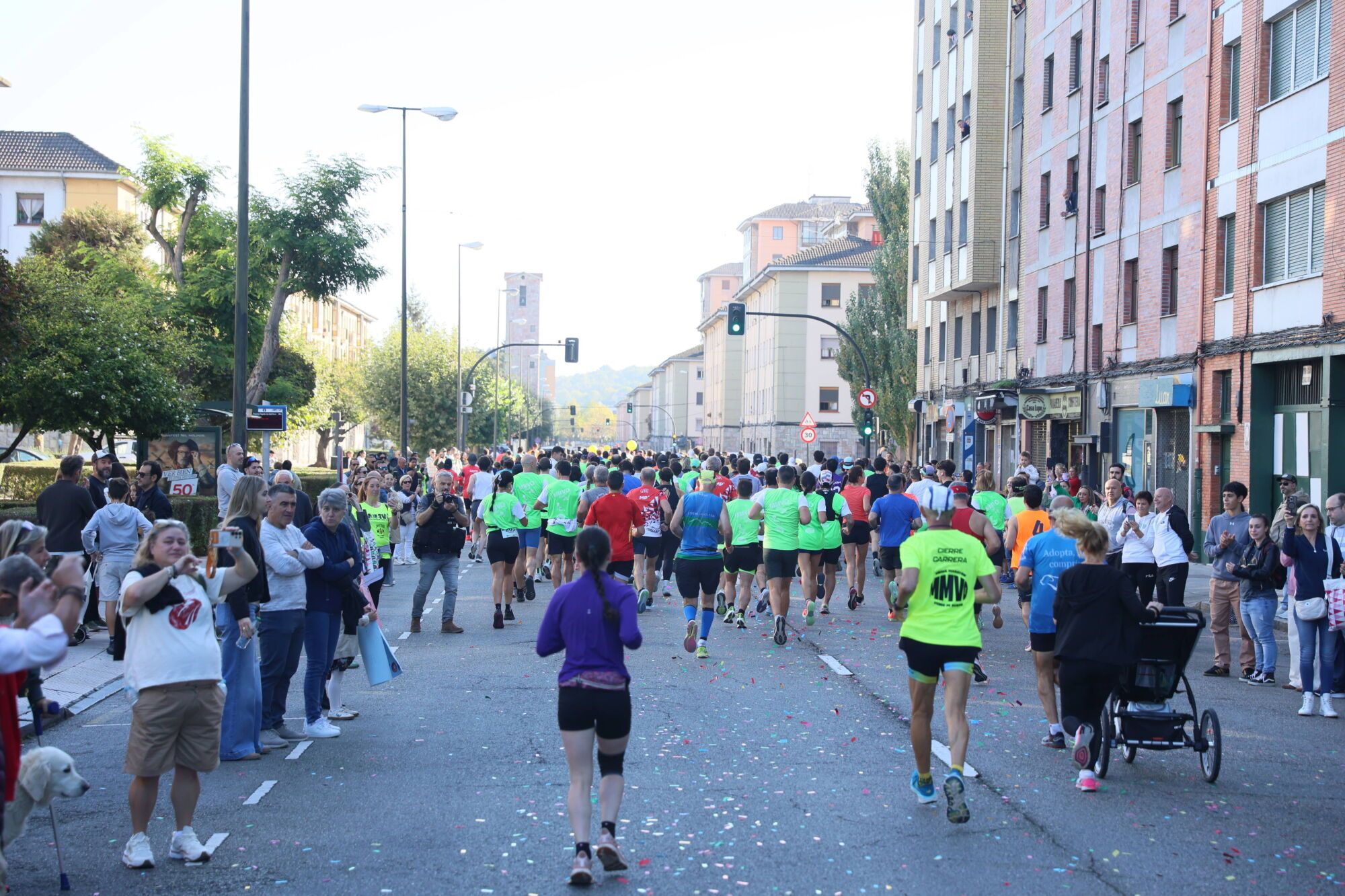 Marco García y Lola Pérez reinan en una media maratón “de récord” en Oviedo