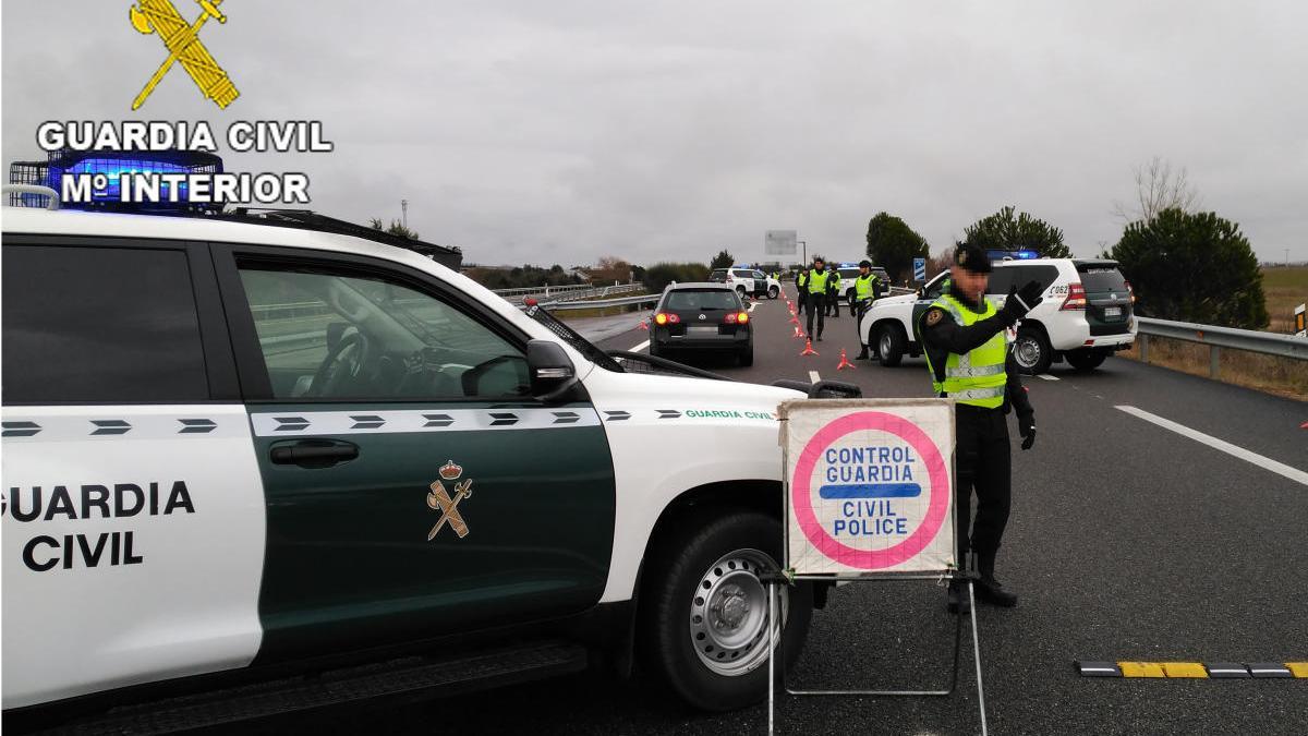 Dispositivo de control enb la autovía