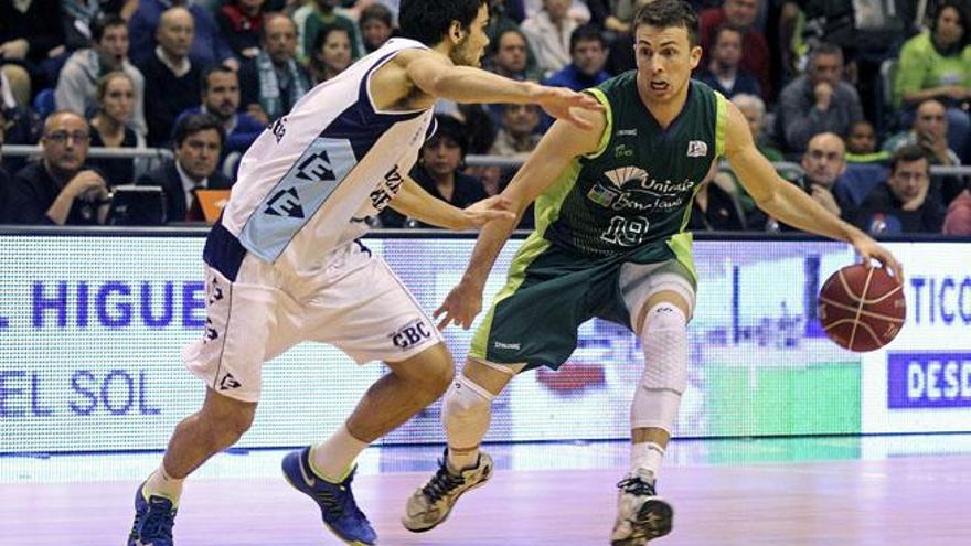 Plácido triunfo del Unicaja (81-55)