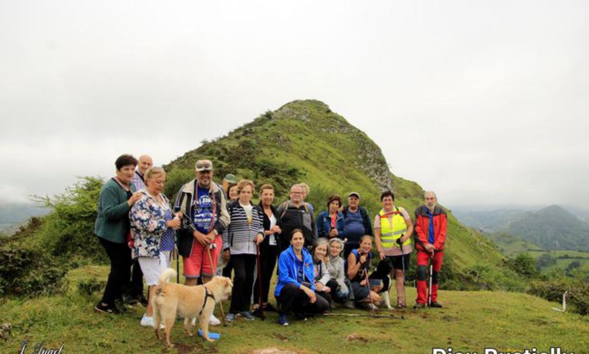 Prueba ciclista por el concejo. | Cedida a  | LNE