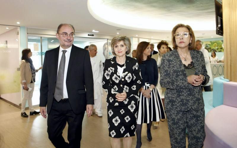 Visita de la ministra de Sanidad al Hospital Infantil de Zaragoza