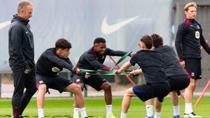 Último entrenamiento del Barça antes del derbi frente al Espanyol