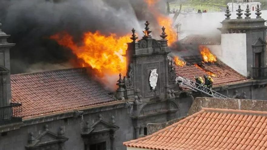 Tenerife Launches Heritage Protection Initiative 20 Years After Casa Salazar Fire