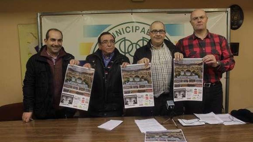 Javier Romero (i), José Luis Fariñas, Alfonso Vilachá y Romero. // I.O.