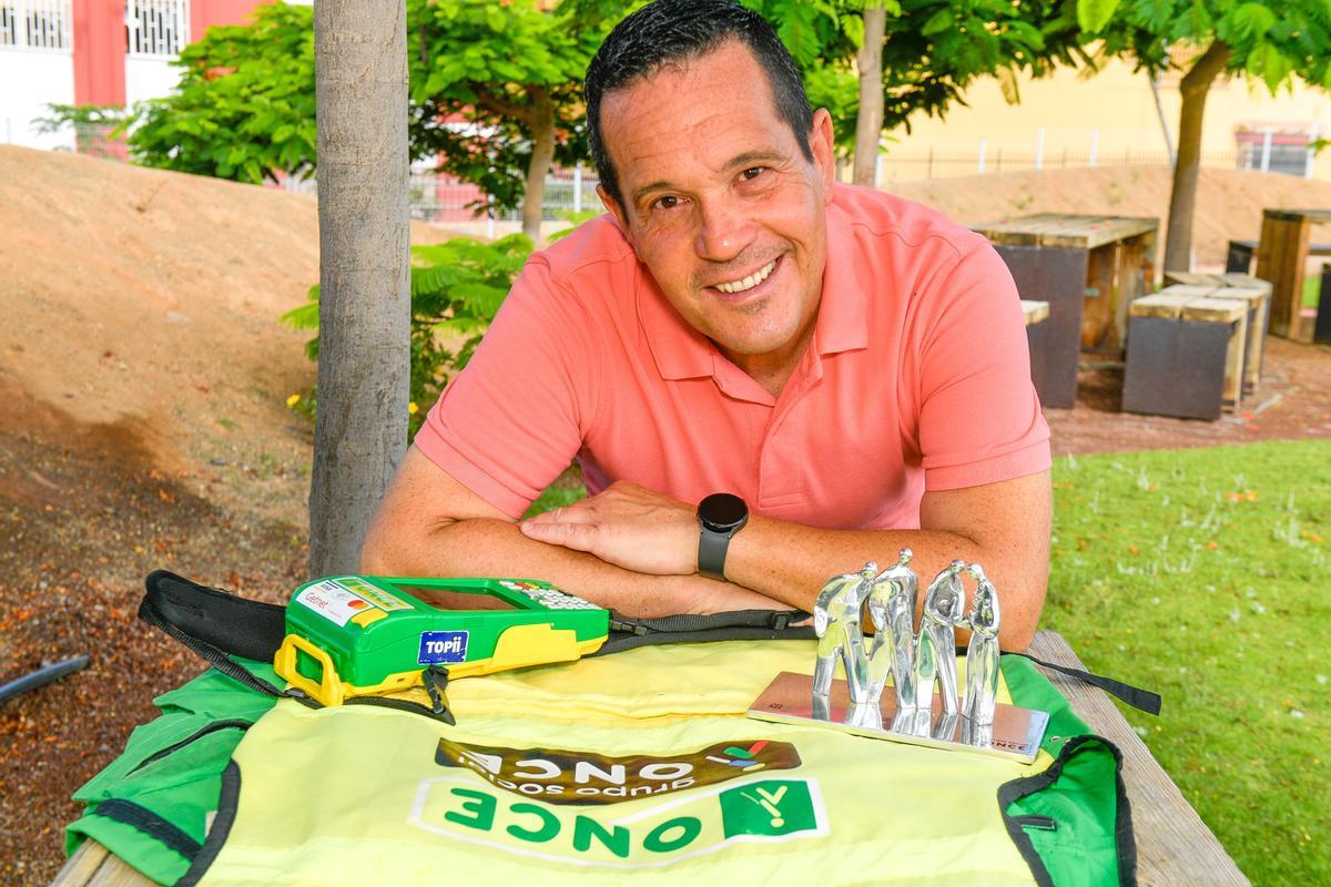 Raúl Cárdenas Catalá, mejor vendedor del año de la ONCE Raúl Cárdenas Catalá, mejor vendedor del año de la ONCE