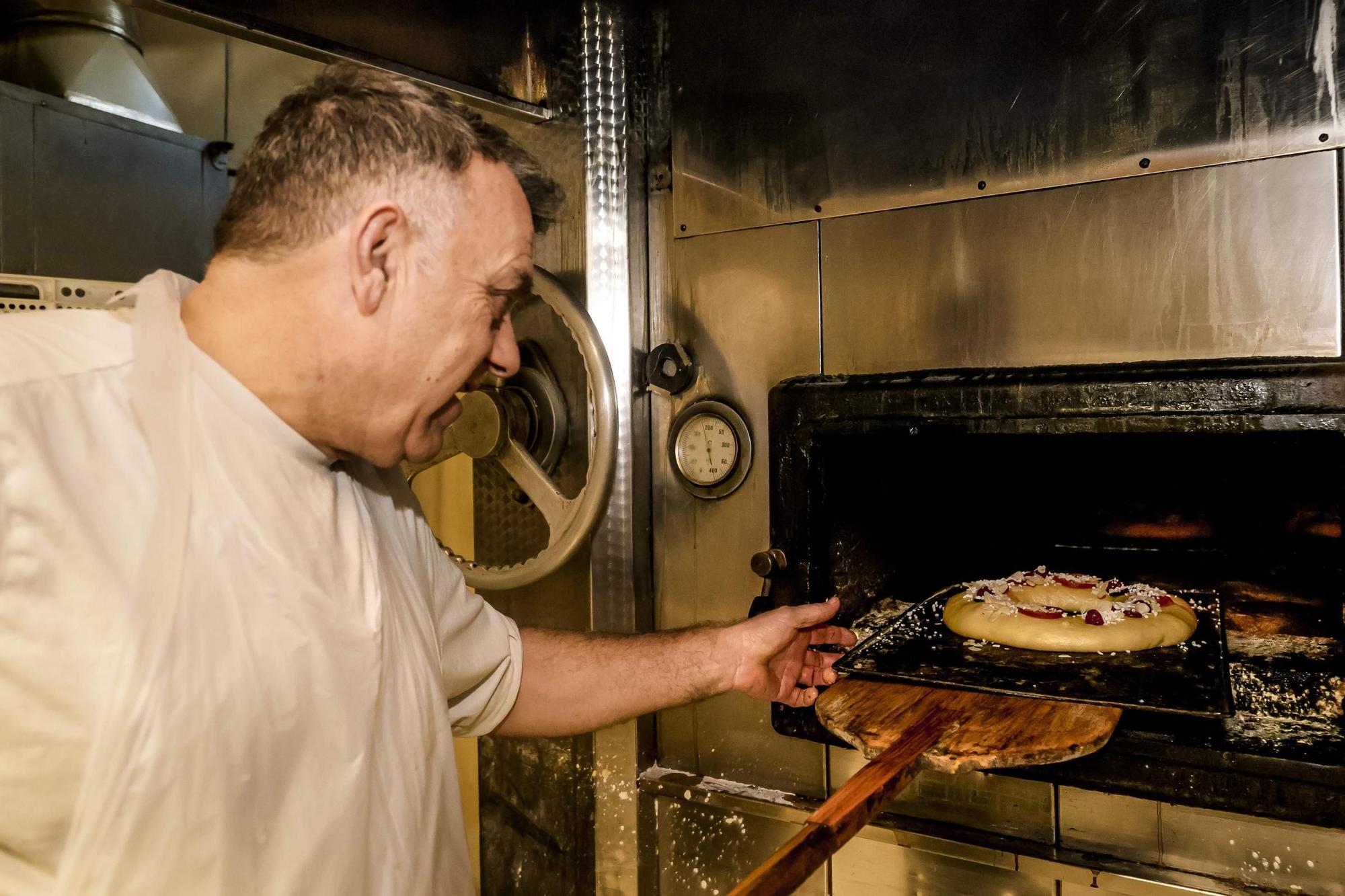 Roscones de Reyes en el Forn de Baix de Lloseta