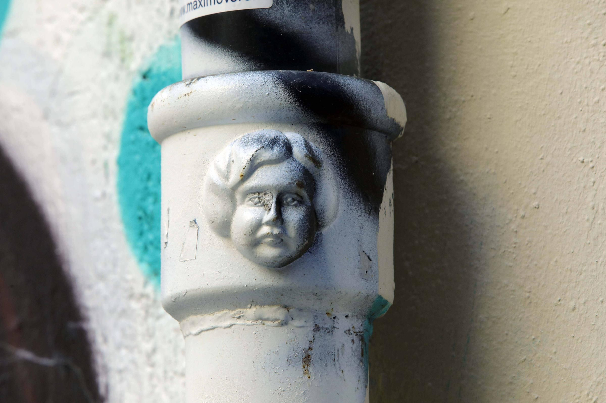 Descubre las "Caras del agua" en las fachadas del centro histórico de València