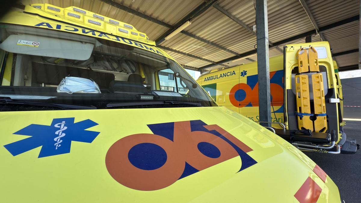 Fotos de recurso de ambulancias del 061