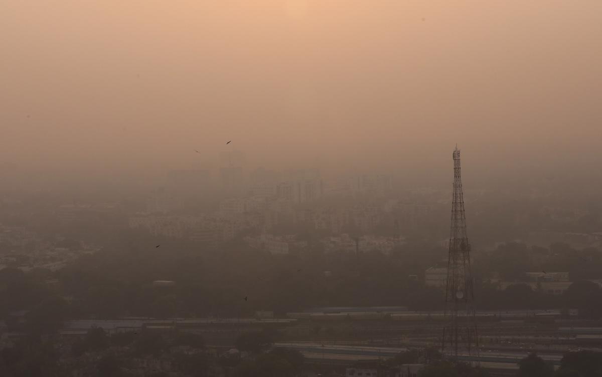 Nueva Delhi, engullida por la contaminación, en una imagen aérea de la ciudad.