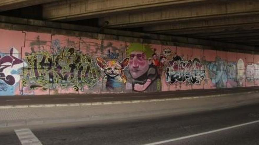 Detienen a un grupo de grafiteros que actuaba en trenes de Asturias y otras provincias