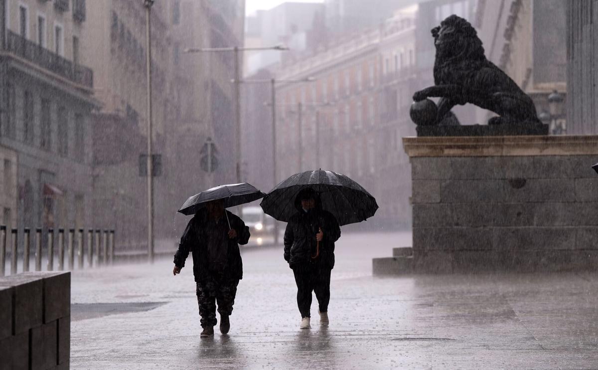 Lluvia en en el centro de Madrid