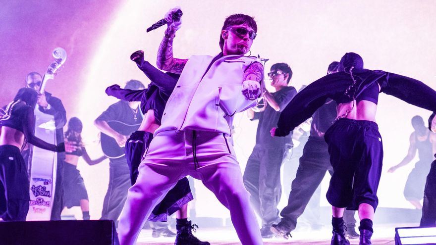 Peso Pluma se cae del Morriña Fest tras cancelar su gira europea y será sustituido por Recycled J