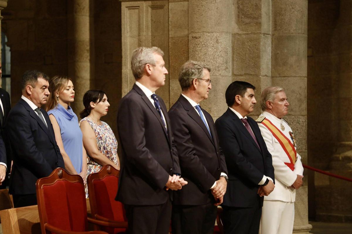El presidente del Parlamento de Galicia renueva la Ofrenda al Apóstol en Santiago como delegado regio El presidente del Parlamento de Galicia renueva la Ofrenda al Apóstol en Santiago como delegado regio