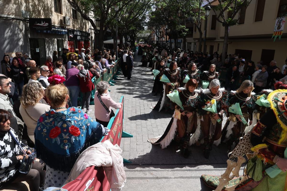 Así ha sido la ofrenda floral al patrón del municipio en San Vicente del Raspeig